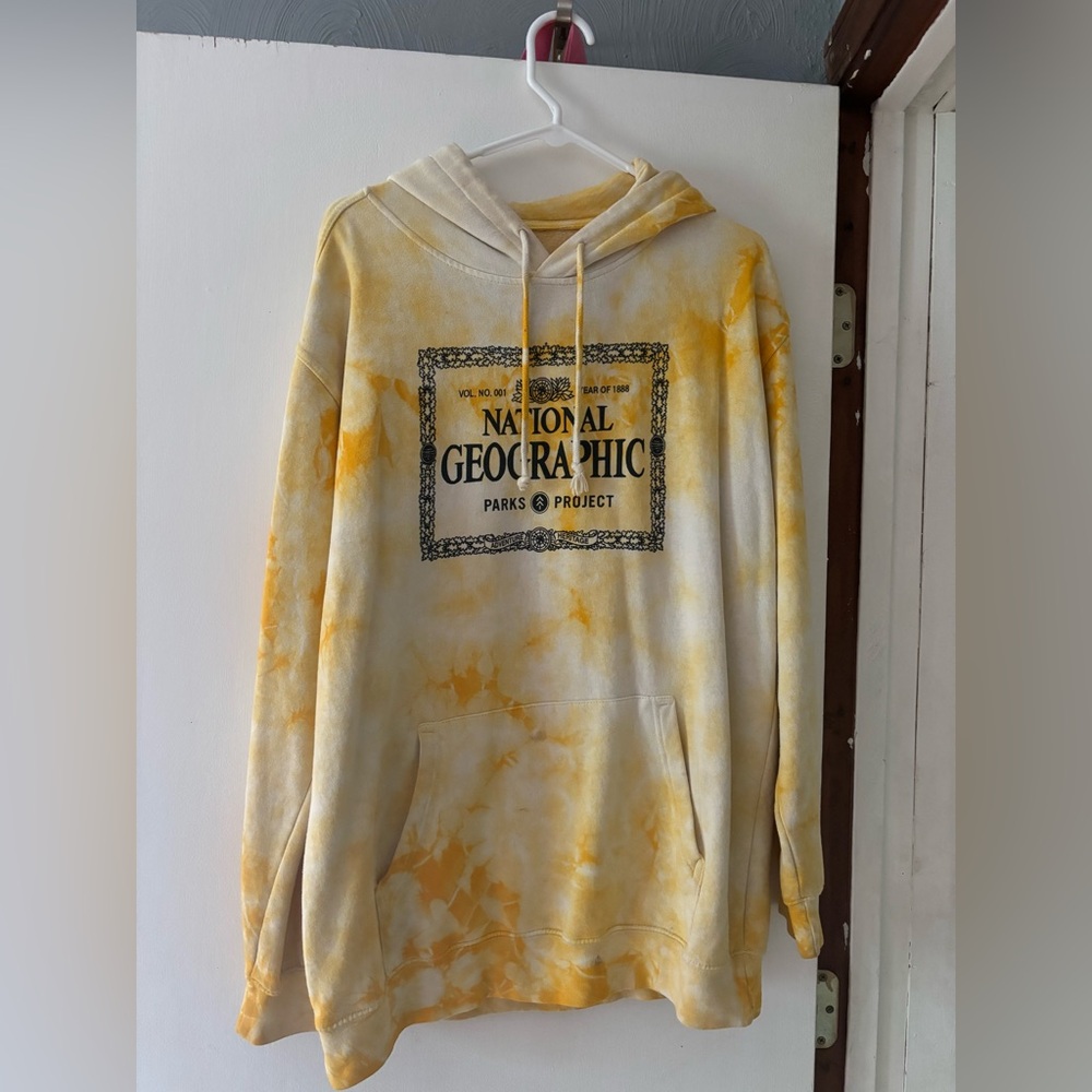 National Geographic X Parks Project Yellow Tie Dye Hoodie, Sz Large.